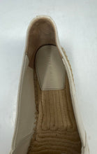 Load image into Gallery viewer, Authentic Tory Burch Womens Beige Slip-On Espadrilles Flats Size 8.5M Worn