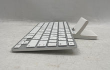 Load image into Gallery viewer, Apple iPad Model A1359 White Portable Standard Keyboard Dock Not Tested