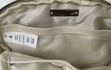Load image into Gallery viewer, Lululemon Womens Ivory Zipper Inner Divider Adjustable Strap Fanny Pack Bag