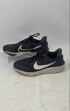 Load image into Gallery viewer, Nike Kids Star Runner 4 DX7615-001 Black Lace-Up Sneaker Shoes Size 6Y