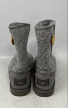 Load image into Gallery viewer, UGG Womens Mountain 3176 Gray Quilted Round Toe Mid-Calf Winter Boots Size 8