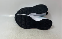 Load image into Gallery viewer, Nike Kids Wearallday White Lace-Up Low Top Round Toe Running Shoes Size 5Y