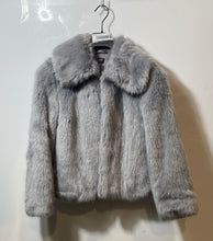 Load image into Gallery viewer, Topshop Womens Gray Long Sleeve Collared Faux Fur Full-Zip Cropped Coat Size 2
