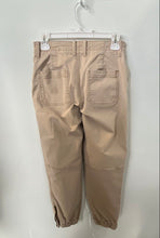 Load image into Gallery viewer, Banana Republic Womens Beige Patch Pockets Ankle Zip Authentic Chino Pants Sz 0