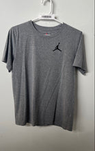 Load image into Gallery viewer, Jordan Kids Gray Heather Short Sleeve Crew Neck T-Shirt Size XL 13-15 Yrs