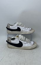 Load image into Gallery viewer, Nike Womens Blazer Low 77 Jumbo DQ1470-101 White Lace-Up Tennis Shoes Size 7