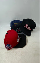 Load image into Gallery viewer, Lot Of 4 Pcs Assorted Mens Multicolor Mixed Adjustable Snapback Hats