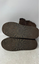 Load image into Gallery viewer, Ugg Womens Australia Bailey Brown Round Toe Snow Boots Size 6