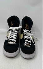 Load image into Gallery viewer, Nike Mens Blazer Mid '77 Black Mid Top Lace-Up Sneaker Shoes Size 6.5
