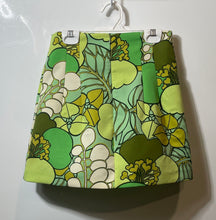 Load image into Gallery viewer, Zara Womens Multicolor Leaf Print Flat Front Back Zip Short Mini Skirt Size XS