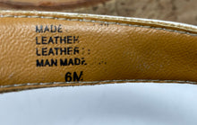 Load image into Gallery viewer, Authentic Tory Burch Womens White Brown Wedge Thong Sandals Size 6M Damaged