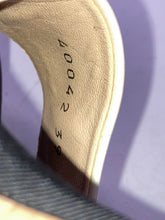 Load image into Gallery viewer, Authentic Giuseppe Zanotti Womens Black Cream Ankle Strap Heels Size 39 Damaged