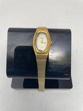 Load image into Gallery viewer, Vintage Orient Women's Quartz Dress Watch | Case E45CK7-20BJ ( NCL)