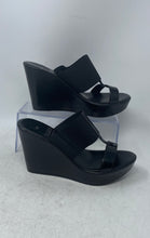 Load image into Gallery viewer, Italian Shoemakers Womens Black Slip-On Wedge Platform Heels Size 8M