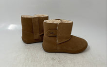 Load image into Gallery viewer, UGG Baby Keelan II Brown Suede Round Toe Pull-On Ankle Snow Boots Size 10