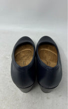 Load image into Gallery viewer, Clarks Womens Emily2 Navy Blue Leather Round Toe Slip-On Block Pump Heels Sz 8M