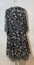 Load image into Gallery viewer, Suncoo Womens Black White Floral Print 3/4 Sleeve Tie Front Wrap Dress Size T1