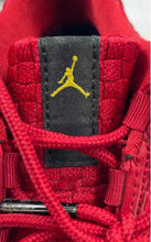 Load image into Gallery viewer, Authentic Nike Mens Jordan Future Low 718948-610 Red Sneakers Shoes Size 8.5