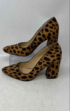 Load image into Gallery viewer, Vince Camuto Womens Talise Brown Leopard Print Calf Hair Pump Heels Size 8.5M