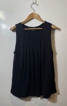 Load image into Gallery viewer, Authentic Simply Vera Vera Wang Womens Black Pleated Blouse Top Size L