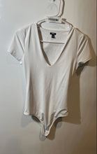 Load image into Gallery viewer, Express Womens Body Contour White Stretch Short Sleeve V-Neck Bodysuit Size XS