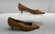 Load image into Gallery viewer, Sam Edelman Womens Franci Light Brown Leather Pointed Toe Kitten Pump Heels Sz 5