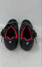 Load image into Gallery viewer, Peloton Mens Black Red 3 Bolt Adjustable Strap Hook & Loop Cycling Shoes Size 40