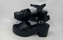 Load image into Gallery viewer, Gianni Bini Womens Black Open Toe Block Heel Platform Sandals Size 8M