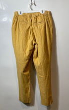 Load image into Gallery viewer, Banana Republic Womens Dark Yellow Elastic Waistband Hayden Cropped Pants Size 2
