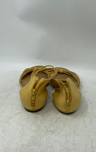 Load image into Gallery viewer, Giani Bernini Womens Beige Yellow Open Toe Strappy Sandals Size 5.5M
