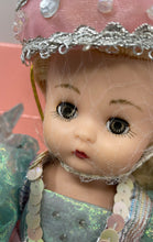 Load image into Gallery viewer, Effanbee Collection MV162 Glinda Good Witch Wizard Of Oz Doll In Box