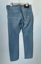 Load image into Gallery viewer, Guess Mens Blue Medium Wash Pockets Denim Straight Leg Jeans Size 32x30