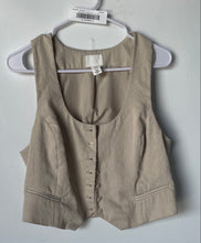 Load image into Gallery viewer, H&M Womens Beige Sleeveless Scoop Neck Button Front Cropped Vest Size Medium