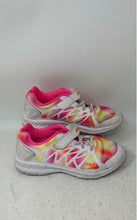 Load image into Gallery viewer, Fila Girls Fantom 6 Strap 3RM01935-140 White Pink Yellow Sneakers Shoes Size 3.5