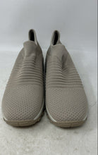 Load image into Gallery viewer, STQ Mens Beige Slip-On Low Top Round Toe Walking Shoes Size 10.5
