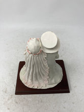 Load image into Gallery viewer, A Belcari Bridal Series Bride Groom Wedding Couple Figurine Collectible