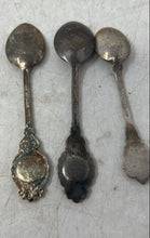Load image into Gallery viewer, Lot Of 3 Pcs Silver-Tone Mixed Variety Landmark Design Souvenir Spoons