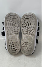 Load image into Gallery viewer, Nike Womens Icon Classic Black White Hook & Loop Open Toe Platform Sandals Sz 8