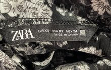 Load image into Gallery viewer, Zara Womens Black & White Floral Long Sleeve Keyhole Blouse Top Size XS