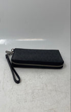 Load image into Gallery viewer, Michael Kors Womens Jet Set Black Monogram Print Continental Zip-Around Wallet