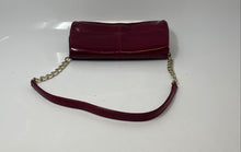 Load image into Gallery viewer, Liz Claiborne Womens Red Croc Embossed Leather Chain Strap Flap Shoulder Handbag