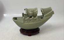 Load image into Gallery viewer, Antique Yi Lin Arts & Treasures Green Celadon Inkstone Water Dropper Boat W/ Box