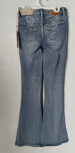 Load image into Gallery viewer, Austin Landing Womens Blue Medium Wash Flared Leg Jeans Size 0 With Tag