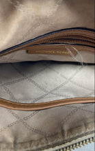 Load image into Gallery viewer, Michael Kors Womens Crosby Brown Beige Signature Messenger Crossbody Bag