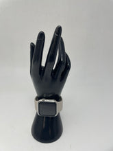 Load image into Gallery viewer, Apple Watch Serie SE 40mm Power On / Locked For Parts (NCL)