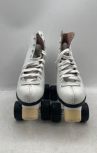 Load image into Gallery viewer, Roller Derby Womens Roller Star White Lace-Up Roller Skates Size 7 With Box