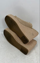 Load image into Gallery viewer, Marc Fisher Womens Zyme Beige Gold-Tone Studded Espadrille Sandals Size 7.5M