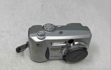 Load image into Gallery viewer, Kodak EasyShare DX4330 Silver 3.1MP Digital Camera With Case Not Tested