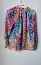 Load image into Gallery viewer, Lilly Pulitzer Womens Multicolor Balloon Sleeve Henley Neck Blouse Top Size XS