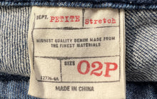 Load image into Gallery viewer, Banana Republic Womens Blue Denim Stretch Pockets Bootcut Jeans Size 02P